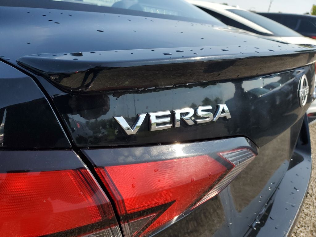 2024 Nissan Versa 1.6 SR
