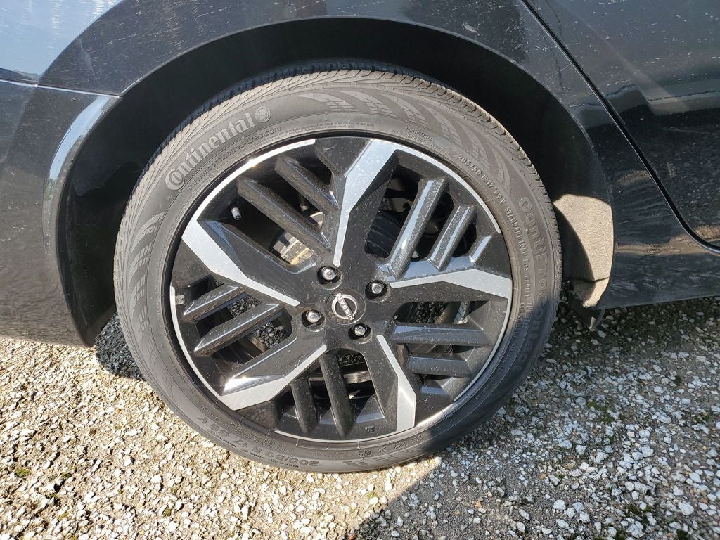 2024 Nissan Versa 1.6 SR