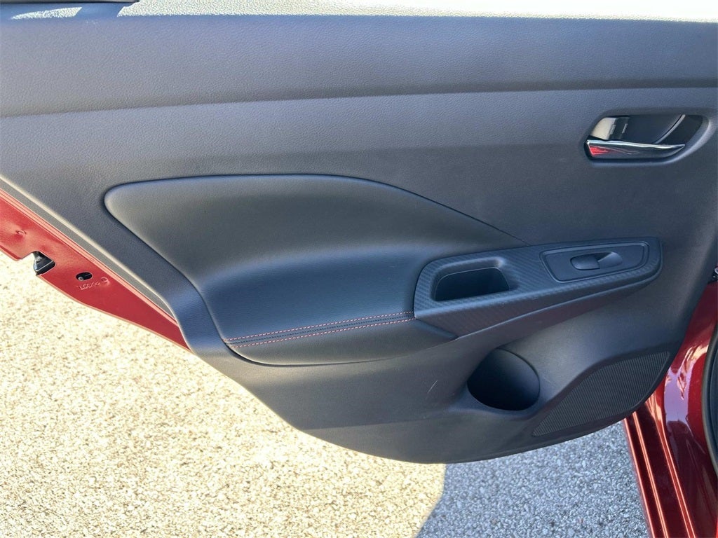 2025 Nissan Versa 1.6 SR