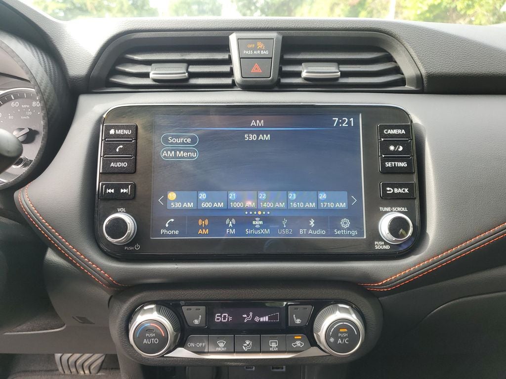 2025 Nissan Versa 1.6 SR