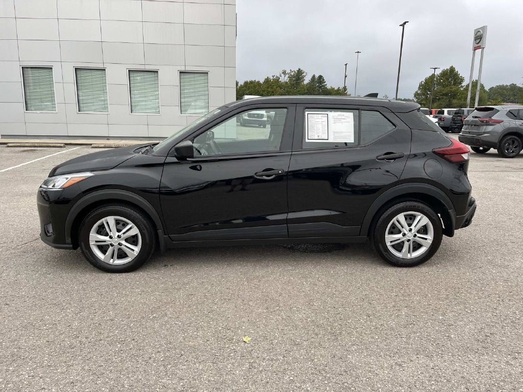 2025 Nissan Kicks Play S