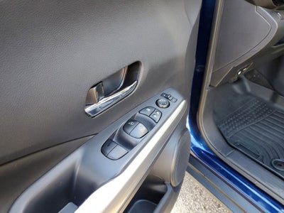 2019 Nissan Kicks SR