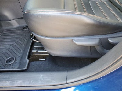 2019 Nissan Kicks SR