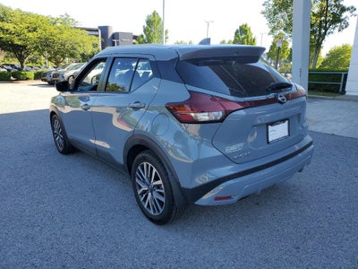 2022 Nissan Kicks SV