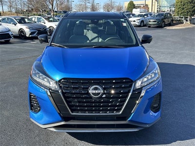 2023 Nissan Kicks SR