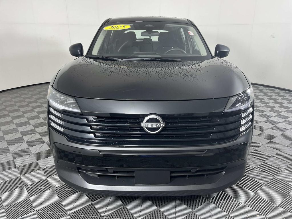 2025 Nissan Kicks S