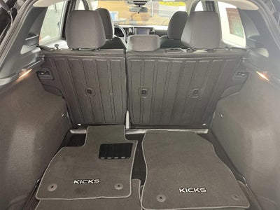 2025 Nissan Kicks S