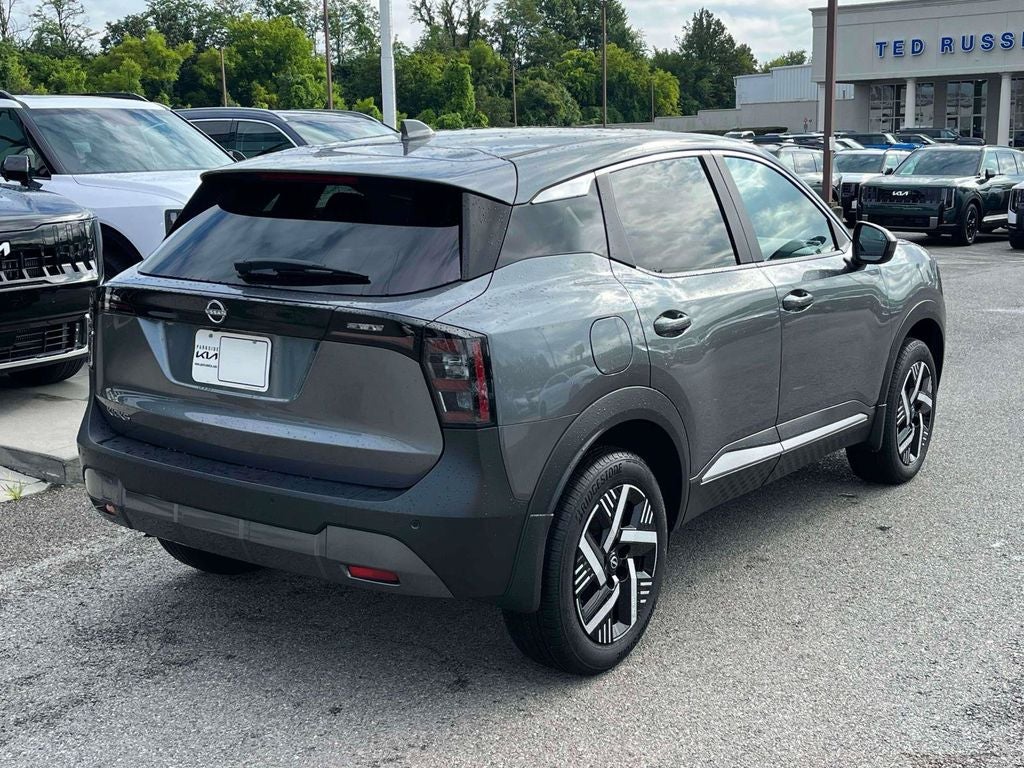 2025 Nissan Kicks SV