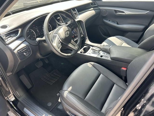 2025 INFINITI QX50 PURE