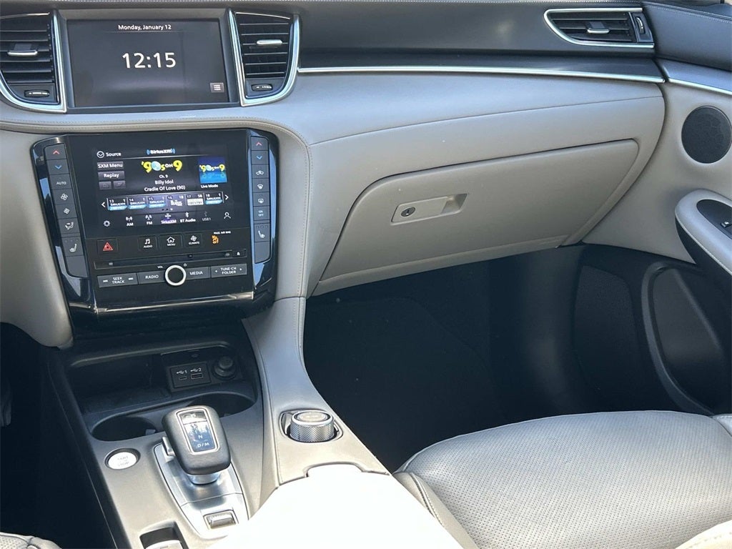 2023 INFINITI QX50 LUXE