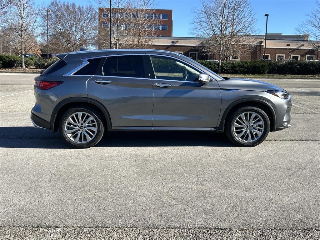 2023 INFINITI QX50 LUXE