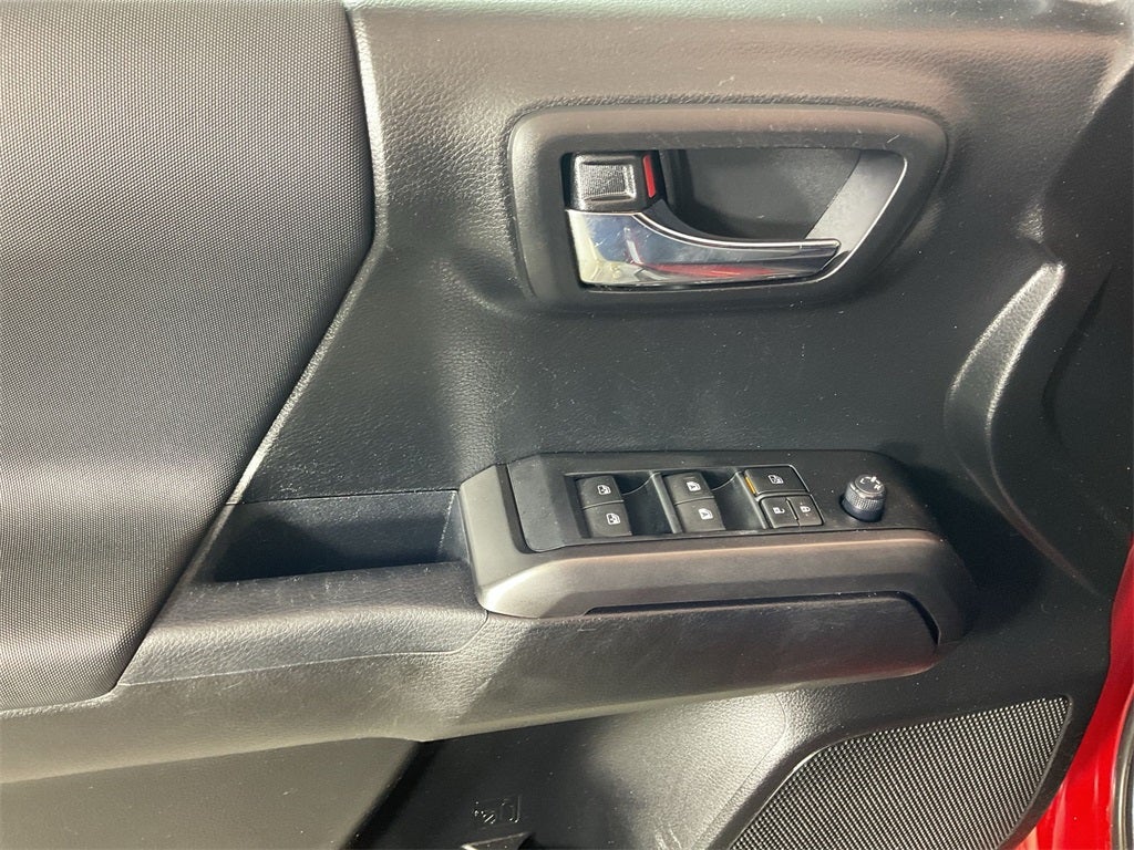 2022 Toyota Tacoma TRD Off-Road V6