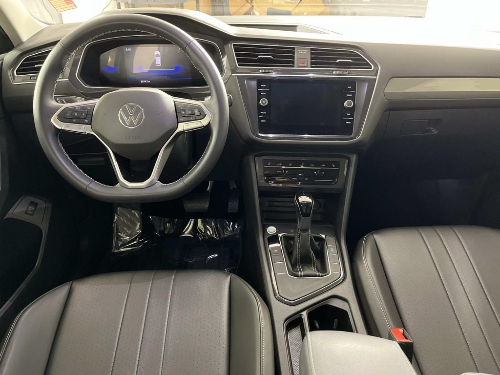 2024 Volkswagen Tiguan 2.0T SE