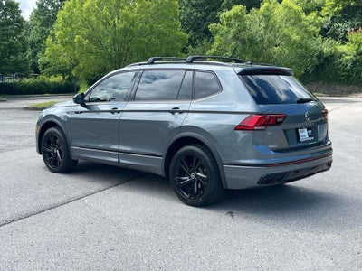 2023 Volkswagen Tiguan SE R-Line Black