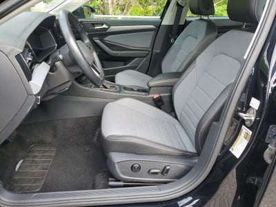 2025 Volkswagen Jetta 1.5T SE