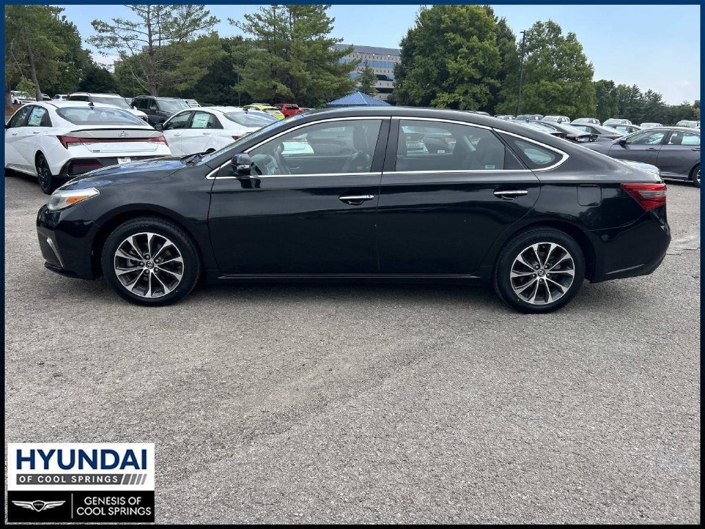 2018 Toyota Avalon XLE