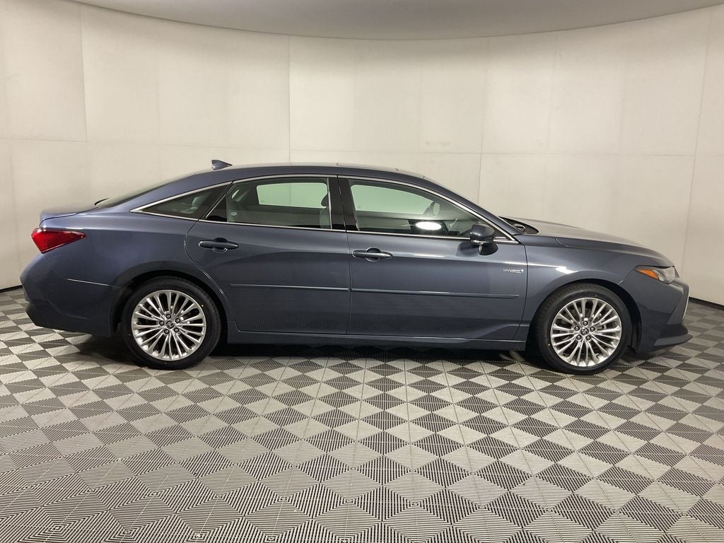 2020 Toyota Avalon Hybrid Limited
