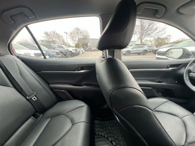 2020 Toyota Camry Hybrid Hybrid XLE