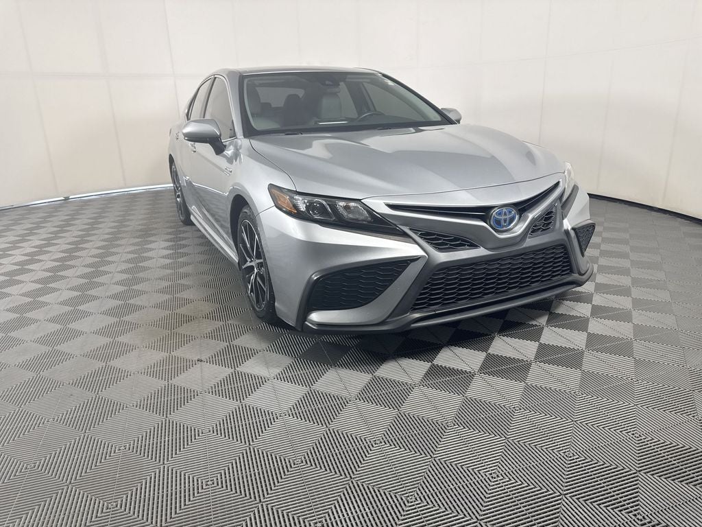2021 Toyota Camry Hybrid SE