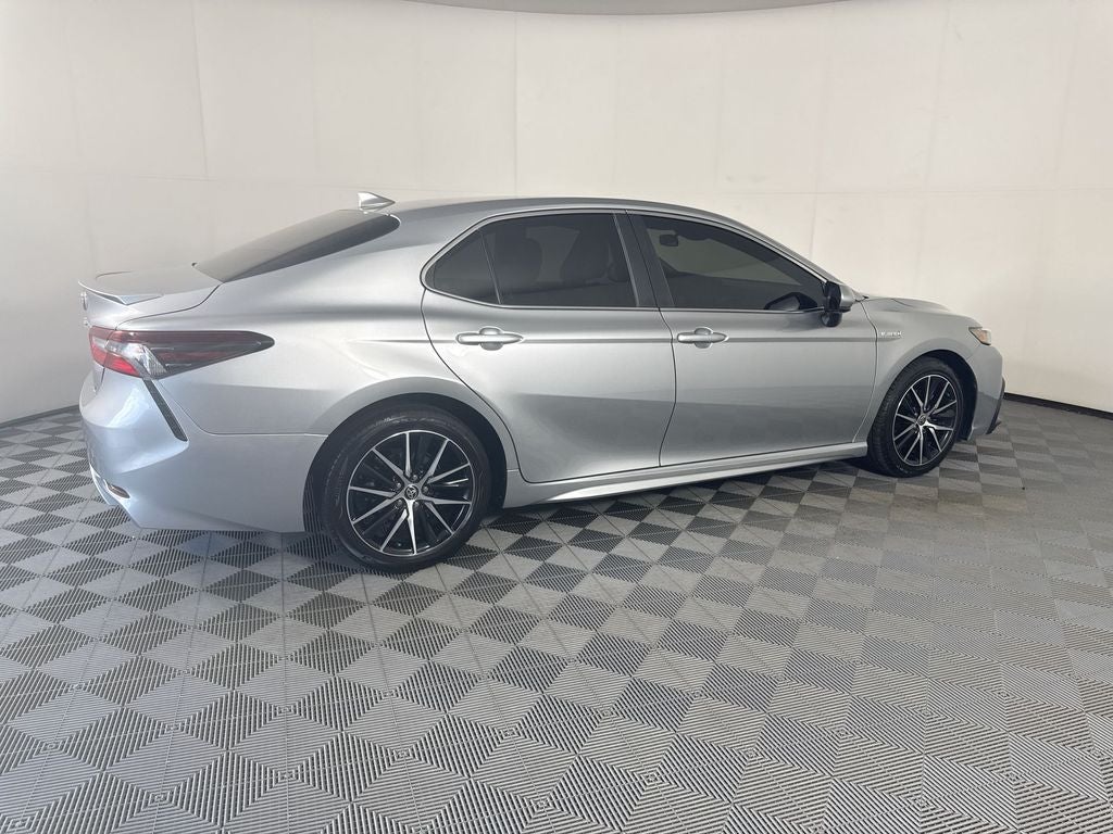 2021 Toyota Camry Hybrid SE