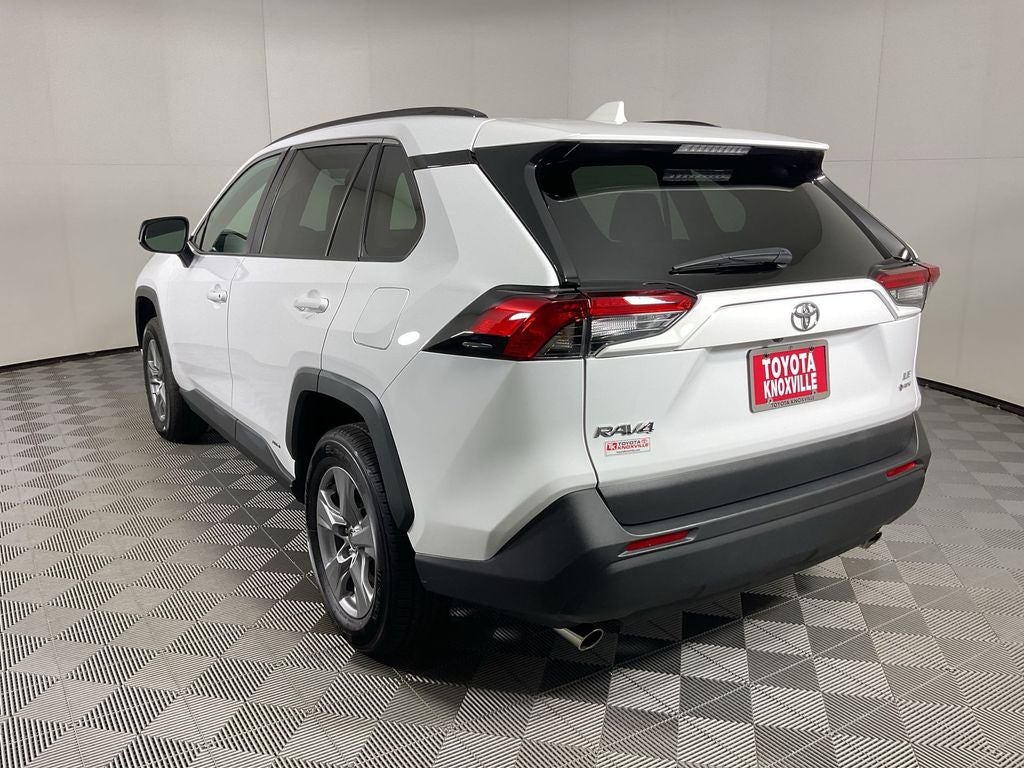 2025 Toyota RAV4 Hybrid LE