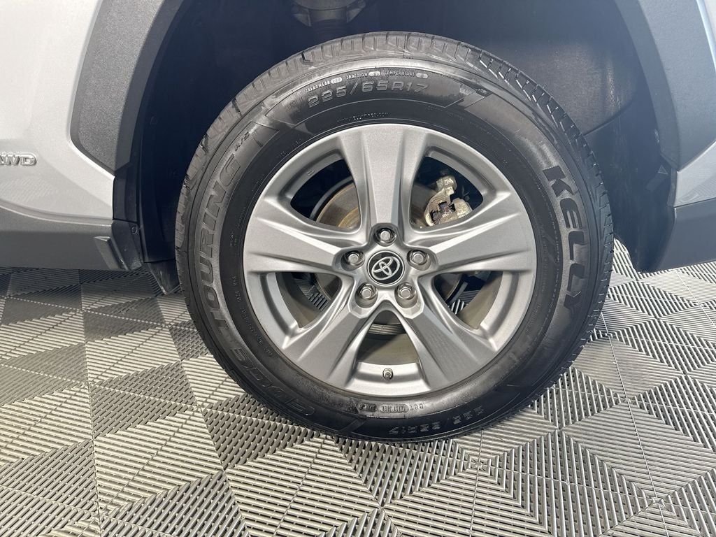 2024 Toyota RAV4 Hybrid LE