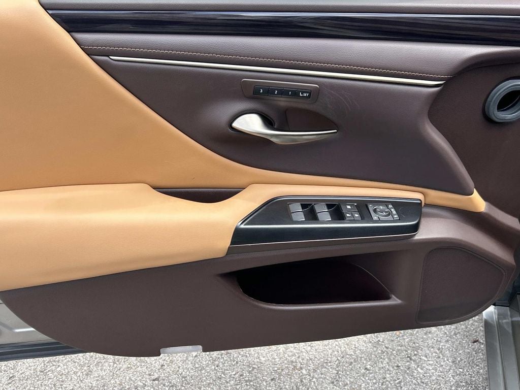 2020 Lexus ES 300h ES 300h