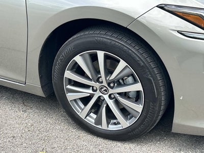 2020 Lexus ES 300h ES 300h