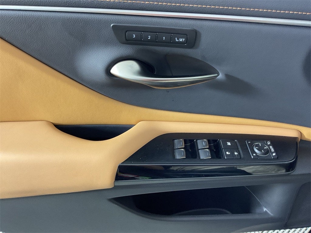 2025 Lexus ES 350 Premium