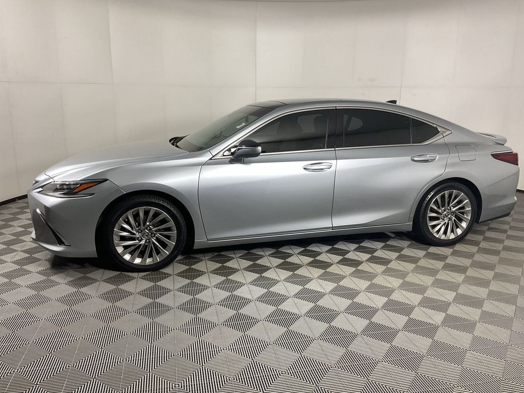2022 Lexus ES 350 Ultra Luxury