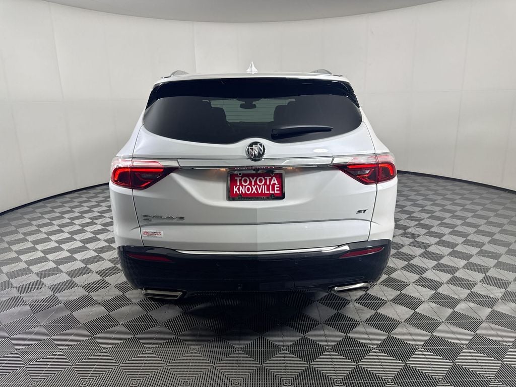 2024 Buick Enclave Essence