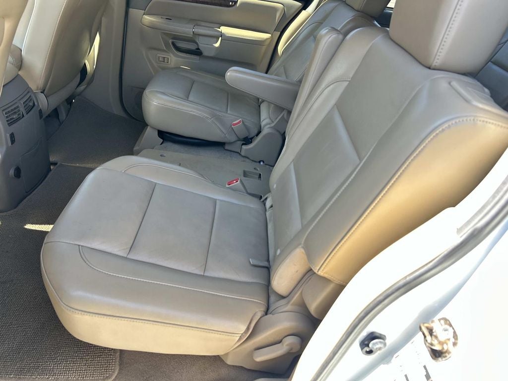 2013 Nissan Armada Platinum