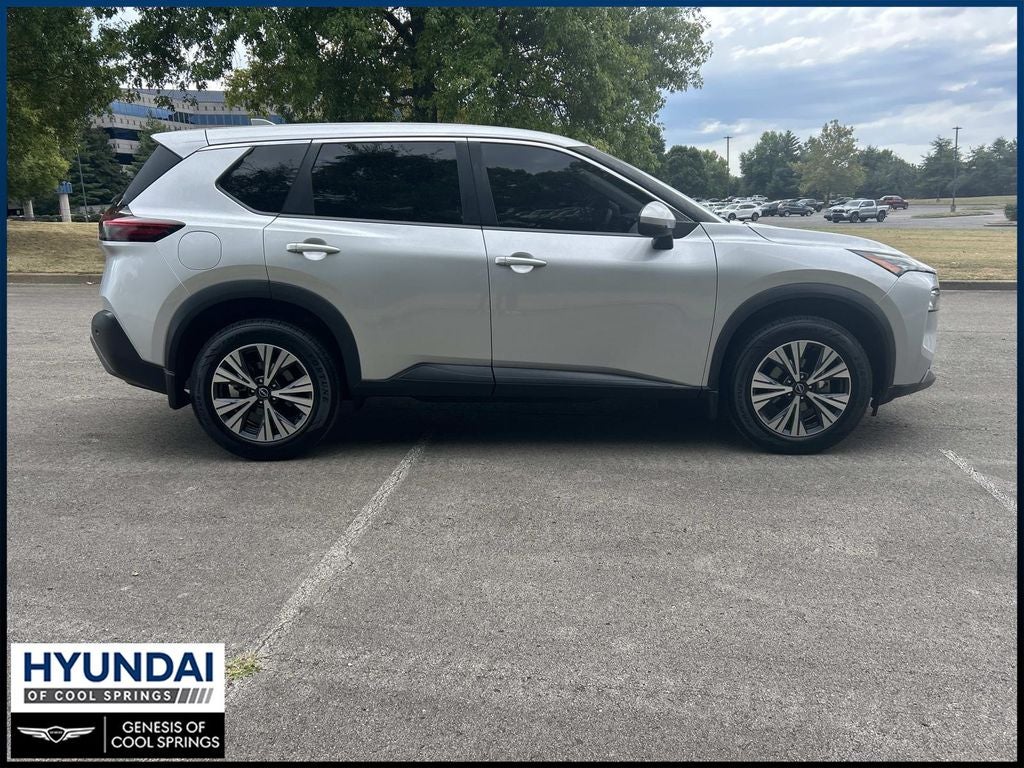 2022 Nissan Rogue SV