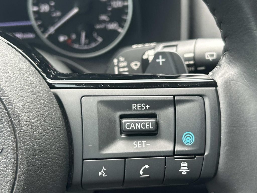 2023 Nissan Rogue SL Premium