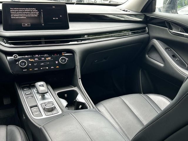 2023 INFINITI QX60 PURE