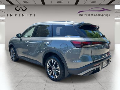 2023 INFINITI QX60 LUXE