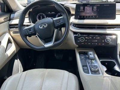 2023 INFINITI QX60 LUXE