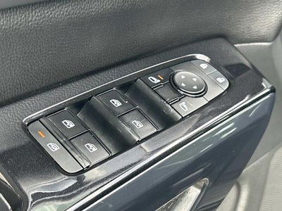 2022 Nissan Pathfinder S