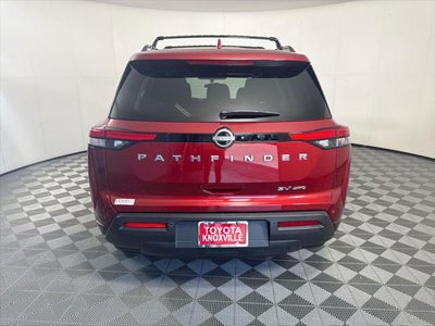 2024 Nissan Pathfinder SV