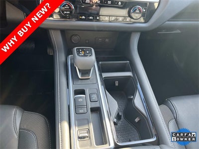 2024 Nissan Pathfinder SL