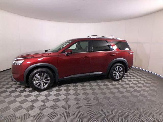 2022 Nissan Pathfinder SL