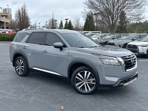 2025 Nissan Pathfinder Platinum