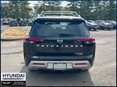 2024 Nissan Pathfinder Platinum