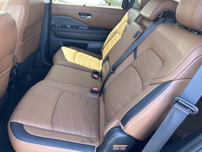 2024 Nissan Pathfinder Platinum