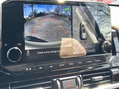 2024 Nissan Pathfinder Platinum