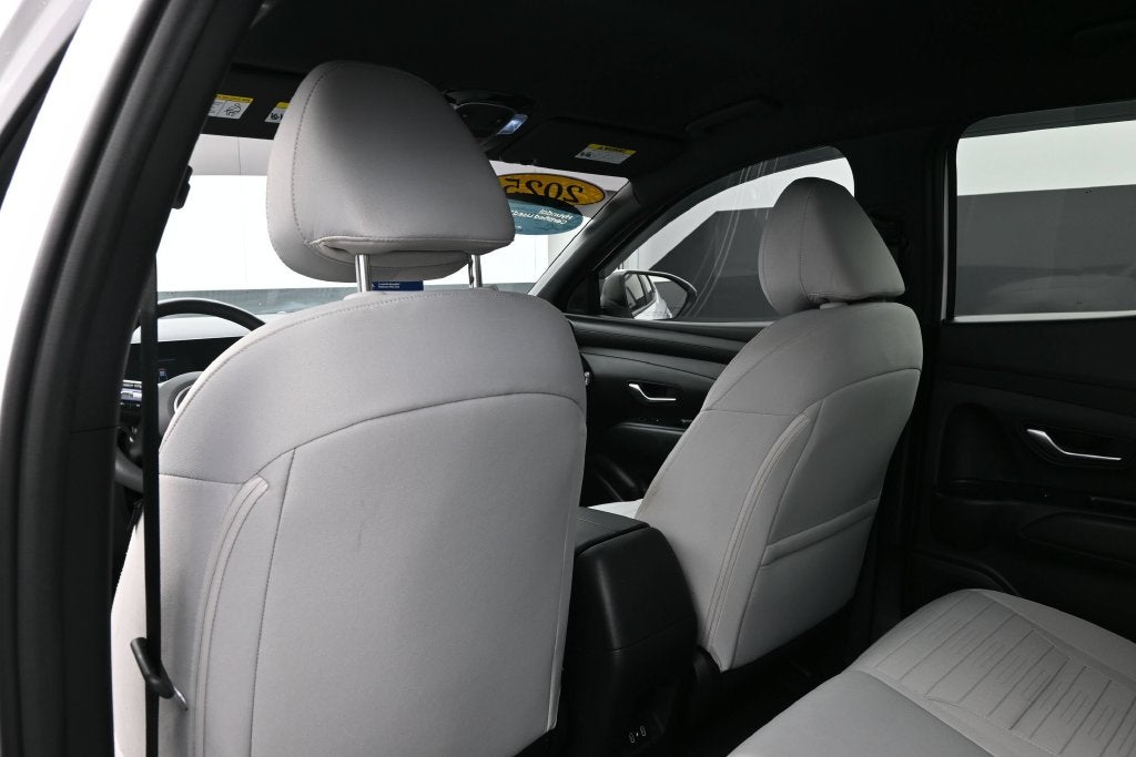 2025 Hyundai Santa Cruz SE