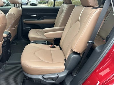 2024 Toyota Grand Highlander Platinum