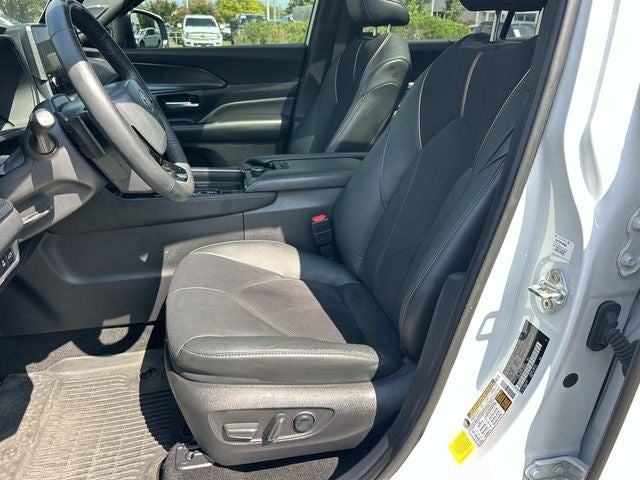 2024 Toyota Grand Highlander Hybrid MAX Platinum