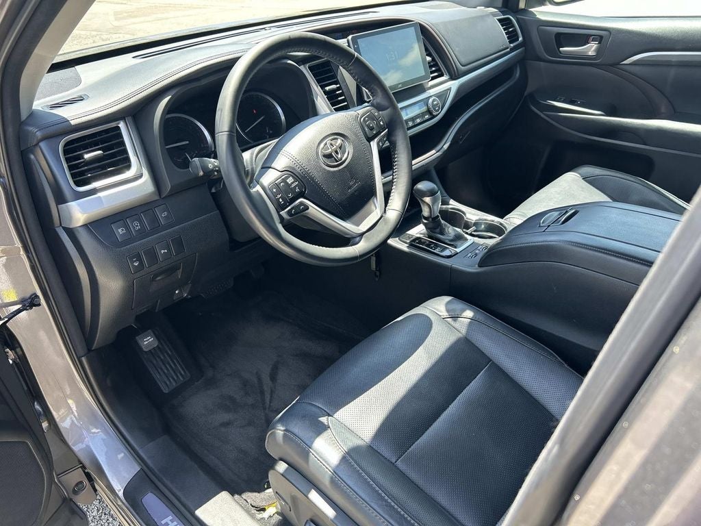 2017 Toyota Highlander Limited