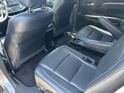 2017 Toyota Highlander Limited